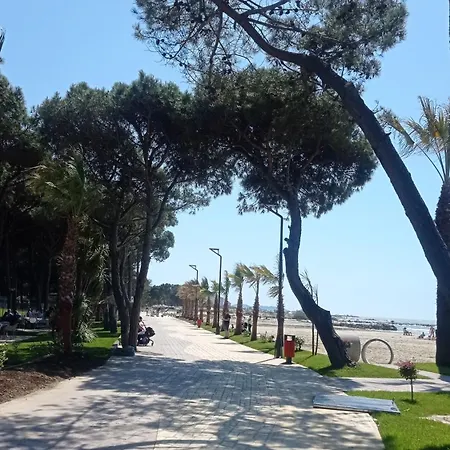 Horizon * Golem (Tirana)